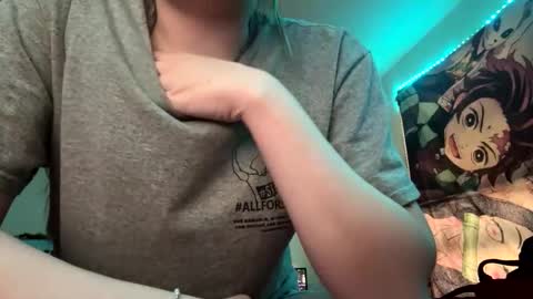 Snapshot of ashleyynicholee chatting on 24, 10, 2025 ashleyynicholee online show from 24, 10, 2025