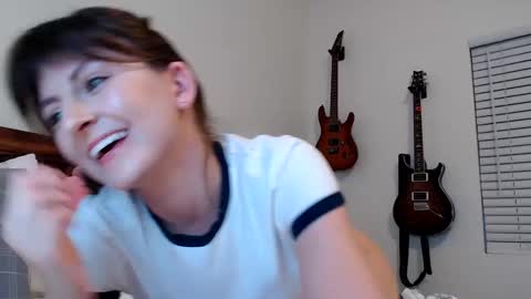 Ashley Love online show from 10, 10, 2025