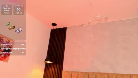 Snapshot of ashlie_dixon1 chatting on 18, 11, 2025 Ashlie online show from 18, 11, 2025