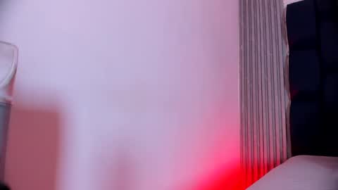 ashlybenison online show from 30, 12, 2024