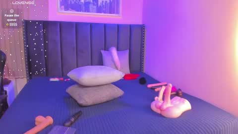 ashlye_miller_ online show from 11, 12, 2024