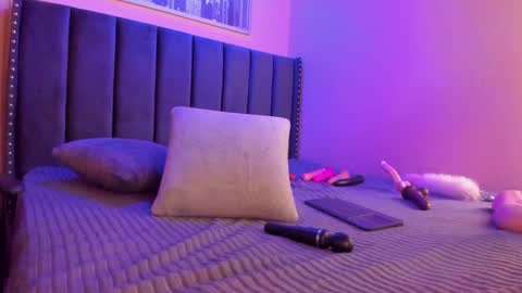 ashlye_miller_ online show from 15, 12, 2024