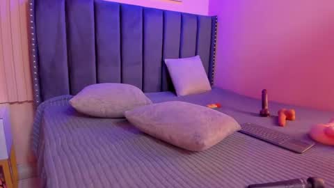 ashlye_miller_ online show from 14, 1, 2025