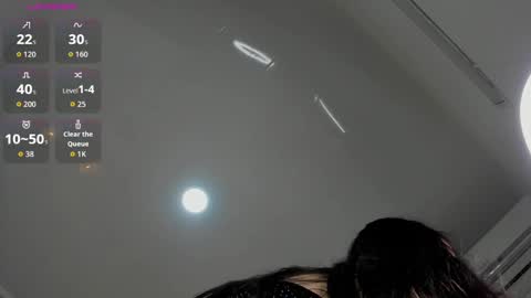 ashlye_white online show from 5, 10, 2025
