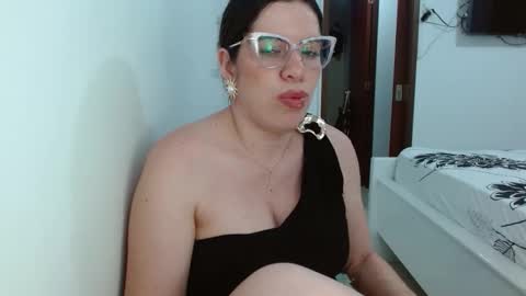 AshlyMoon online show from 27, 11, 2025