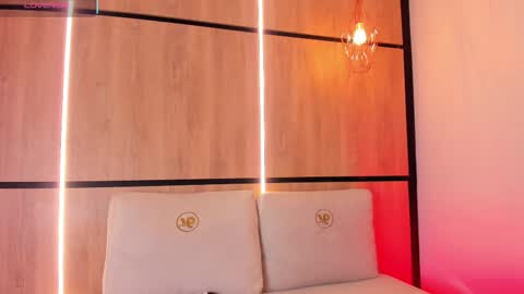 Snapshot of ashlyn_parker chatting on 15, 10, 2025 ashlyn online show from 15, 10, 2025