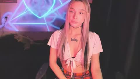 Mila online show from 1, 2, 2026