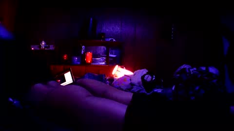 Snapshot of ashybabyinthadonk chatting on 12, 10, 2025 ashybabyinthadonk online show from 12, 10, 2025