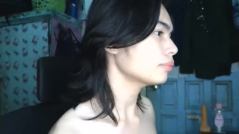 Snapshot of asian_babyboi chatting on 25, 11, 2025 asian_babyboi online show from 25, 11, 2025