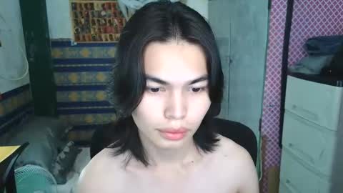 asian_babyboi online show from 23, 12, 2025