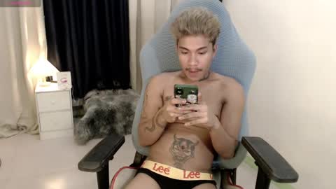 Snapshot of asian_cumsawyer chatting on 20, 12, 2024 bigload CUM take me private show or passwordshow online show from 20, 12, 2024