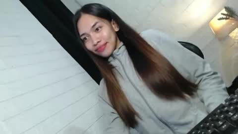 Snapshot of asian_kati chatting on 25, 10, 2025 theakati online show from 25, 10, 2025