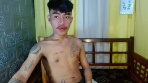 Snapshot of asian_kimxxx chatting on 23, 10, 2025 don online show from 23, 10, 2025