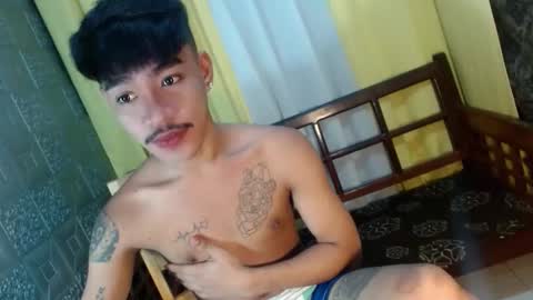 Snapshot of asian_kimxxx chatting on 26, 10, 2025 don online show from 26, 10, 2025