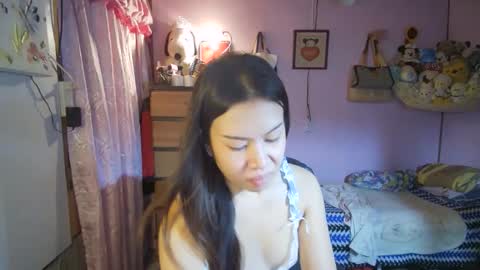 Snapshot of asian_llory chatting on 13, 3, 2026 asian_llory online show from 13, 3, 2026