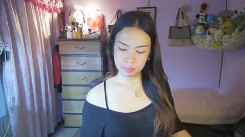 Snapshot of asian_llory chatting on 23, 3, 2026 asian_llory online show from 23, 3, 2026