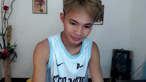 asian_lover05 online show from 9, 9, 2025