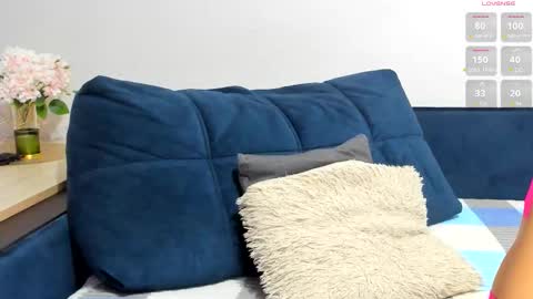 Snapshot of asian_pussy_cat chatting on 24, 11, 2025 Hare online show from 24, 11, 2025