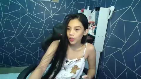 Snapshot of asianblair_x chatting on 30, 11, 2025 asianblair_x online show from 30, 11, 2025