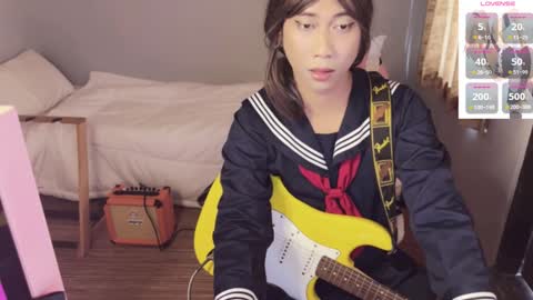 Emi online show from 16, 12, 2024