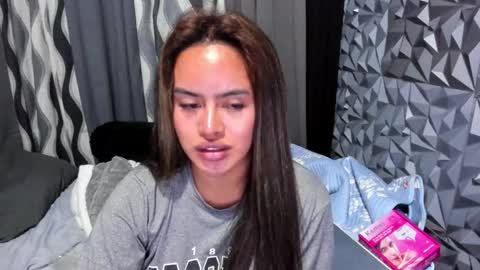 JOSHUA AND SAMIRA online show from 19, 1, 2026