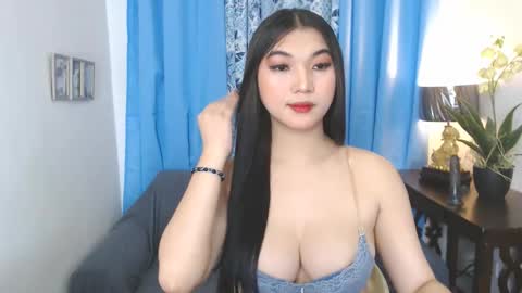 Nina online show from 5, 3, 2025