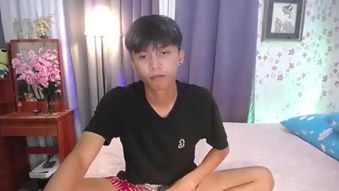 Snapshot of asiansmokeyxx chatting on 23, 12, 2024 prince online show from 23, 12, 2024