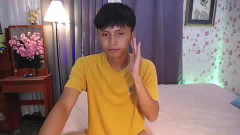 Snapshot of asiansmokeyxx chatting on 25, 1, 2025 prince online show from 25, 1, 2025