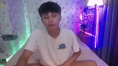 Snapshot of asiansmokeyxx chatting on 12, 3, 2025 prince online show from 12, 3, 2025