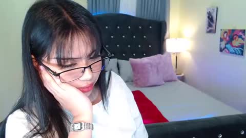 KIARA online show from 12, 1, 2025