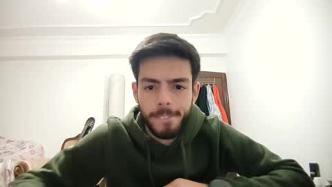 Snapshot of asihandsome06 chatting on 12, 1, 2025 asihandsome06 online show from 12, 1, 2025