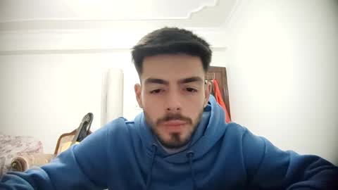 Snapshot of asihandsome06 chatting on 9, 3, 2025 asihandsome06 online show from 9, 3, 2025