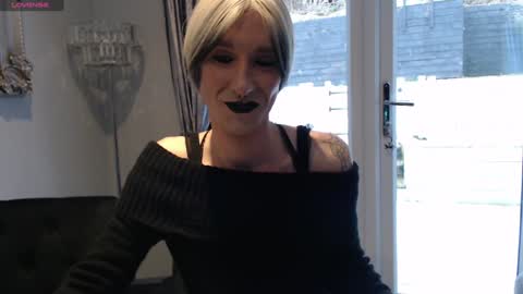 asluttyrose online show from 13, 1, 2025