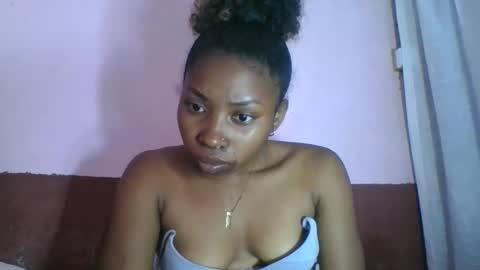 Snapshot of asmiraa chatting on 28, 11, 2025 asmiraa online show from 28, 11, 2025