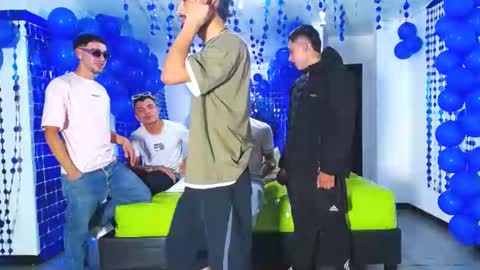 Snapshot of asmodeus7100 chatting on 19, 12, 2024 THOMAS AND DAMIAND online show from 19, 12, 2024