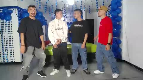 Snapshot of asmodeus7100 chatting on 23, 12, 2024 THOMAS AND DAMIAND online show from 23, 12, 2024