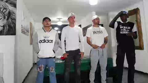 Snapshot of asmodeus7100 chatting on 19, 9, 2025 THOMAS AND DAMIAND online show from 19, 9, 2025