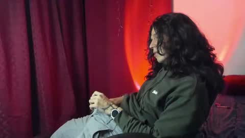 Snapshot of asmodeuszz chatting on 4, 12, 2024 asmodeuszz online show from 4, 12, 2024