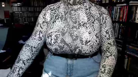 Snapshot of aspen_vale chatting on 8, 3, 2026 Aspen Vale online show from 8, 3, 2026