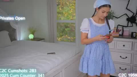 Snapshot of aspenwild chatting on 30, 10, 2025 Aspen Wild online show from 30, 10, 2025