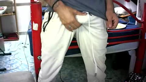 Snapshot of aspisonty chatting on 1, 12, 2025 aspisonty online show from 1, 12, 2025