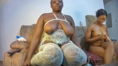 Snapshot of assybunny chatting on 23, 10, 2025 assybunny online show from 23, 10, 2025