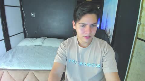 Snapshot of astablack_ chatting on 10, 9, 2025 astablack_ online show from 10, 9, 2025