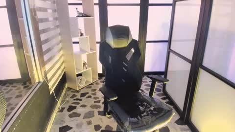 Snapshot of astablack_ chatting on 12, 9, 2025 astablack_ online show from 12, 9, 2025