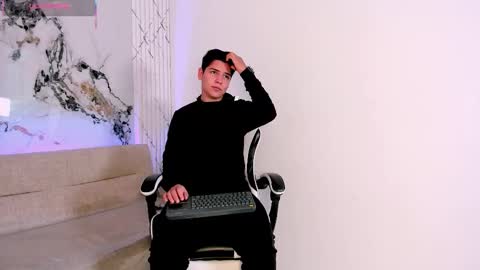 Snapshot of astablack_ chatting on 19, 10, 2025 astablack_ online show from 19, 10, 2025