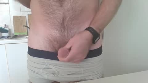 Snapshot of astleitx chatting on 8, 11, 2025 astleitx online show from 8, 11, 2025