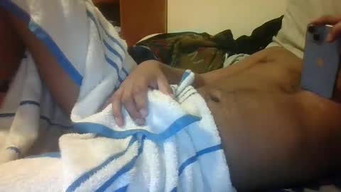 Snapshot of astroluis22mi chatting on 5, 10, 2025 astroluis22mi online show from 5, 10, 2025