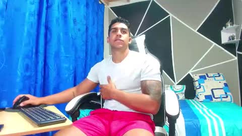 Astrom model independent online show from 25, 10, 2025