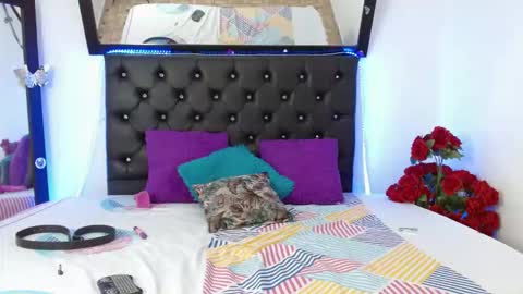 mariia  online show from 16, 9, 2025