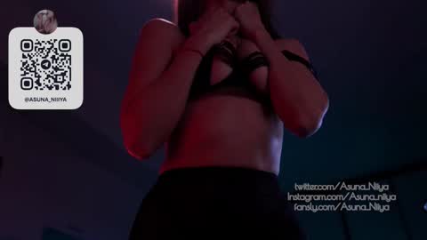 Asuna Niiya - online show from 2, 12, 2025